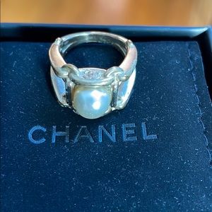 CHANEL ring. Authentic